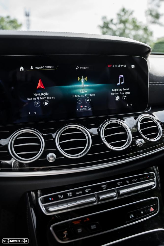 Mercedes-Benz E 300 de AMG Line - 43
