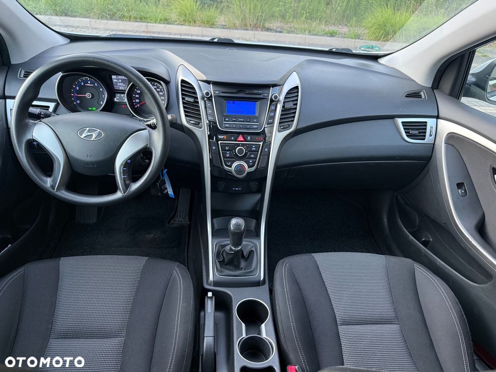 Hyundai i30 1.4 Classic + - 11