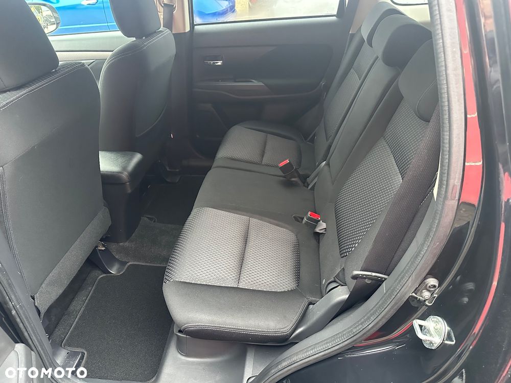 Mitsubishi Outlander 2.0 2WD Edition - 21