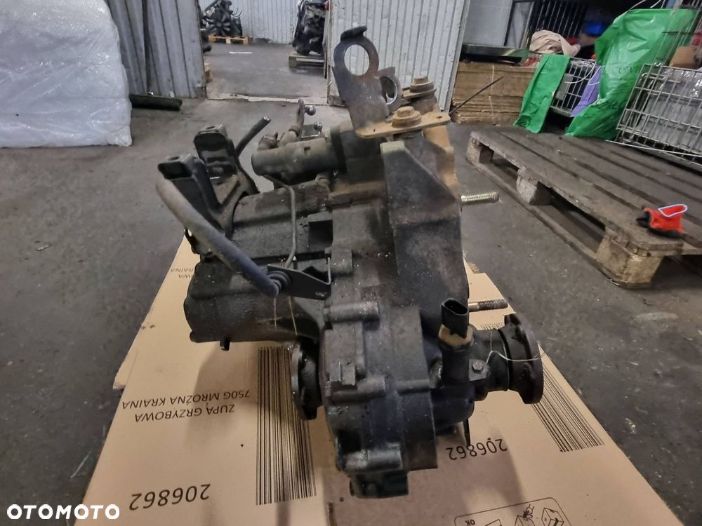 SKRZYNIA BIEGÓW SKODA FABIA I 1.4 MPI - 4