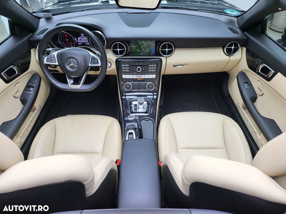 Mercedes-Benz SLC 300 9G-TRONIC - 14