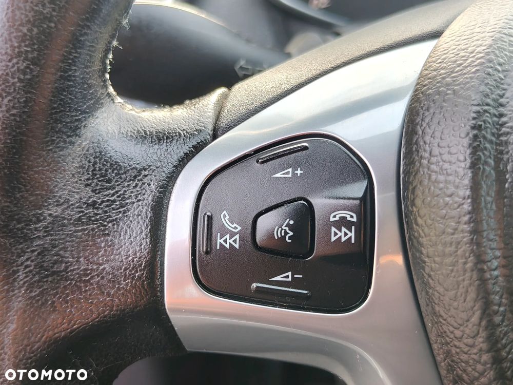 Ford Fiesta - 22