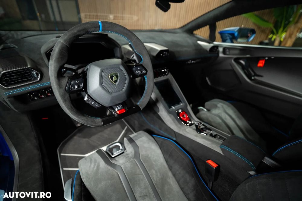 Lamborghini Huracan - 35