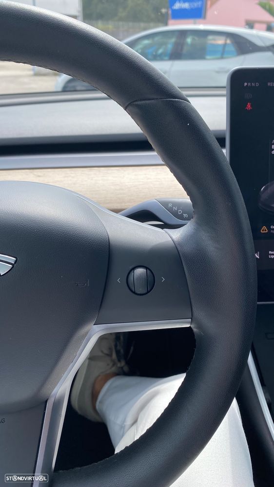 Tesla Model 3 Standard Range Plus RWD - 29