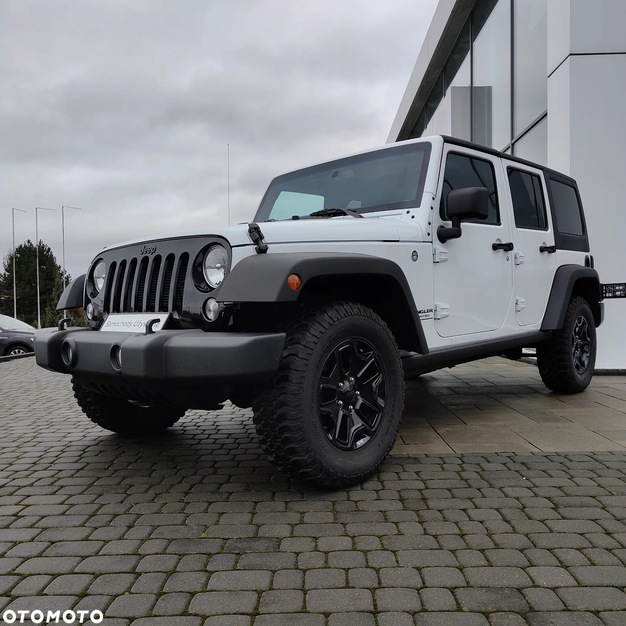 Jeep Wrangler - 30
