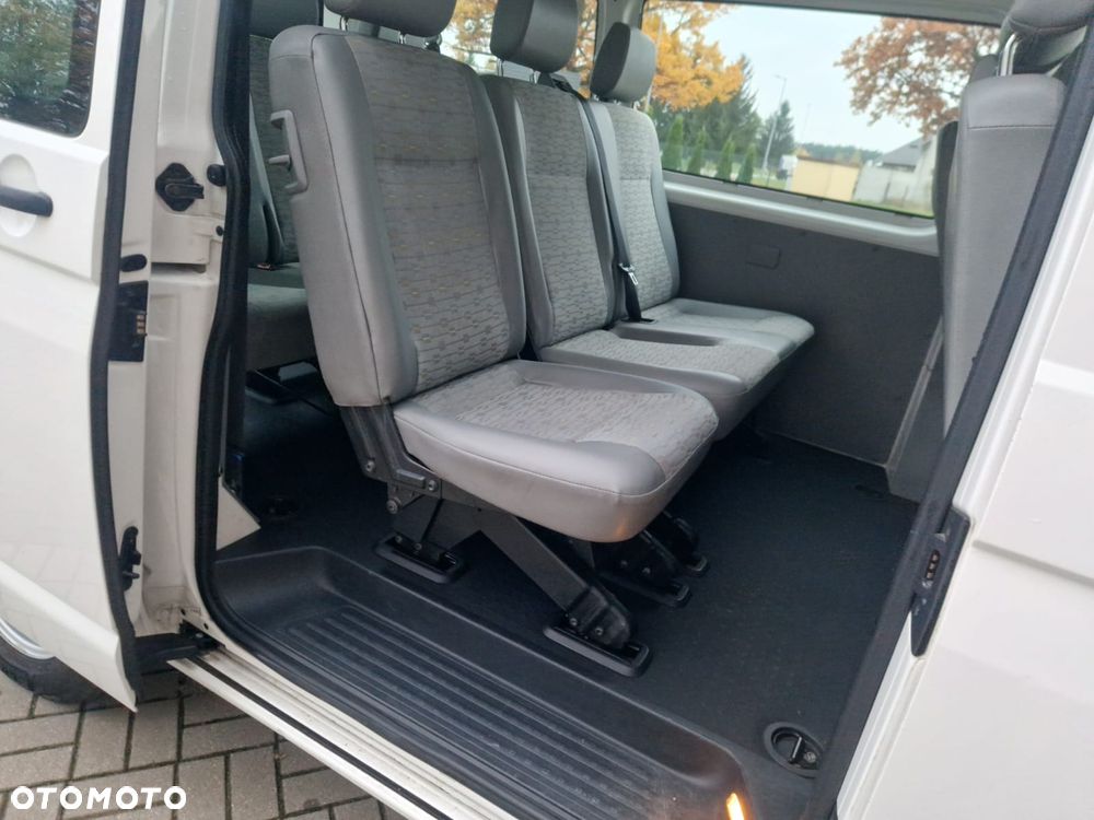 Volkswagen Transporter - 12