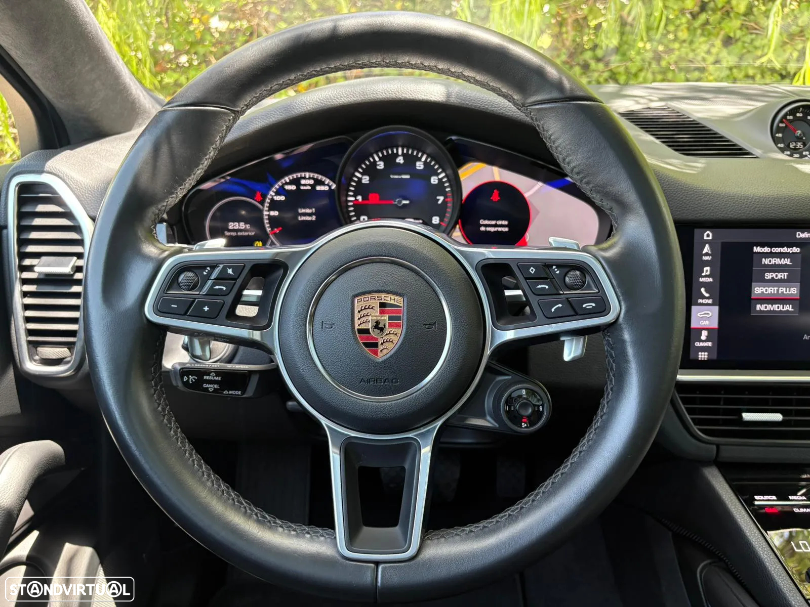 Porsche Cayenne Coupé Platinum Edition - 14