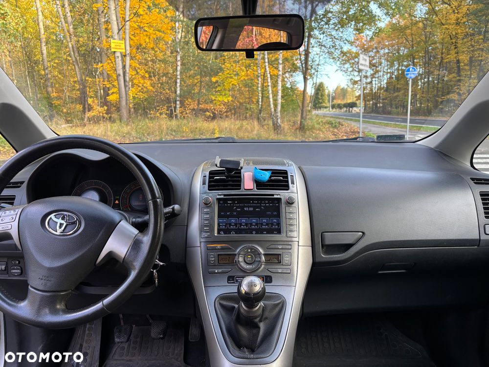 Toyota Auris - 9
