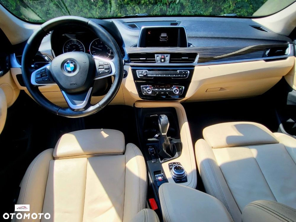 BMW X1 - 16
