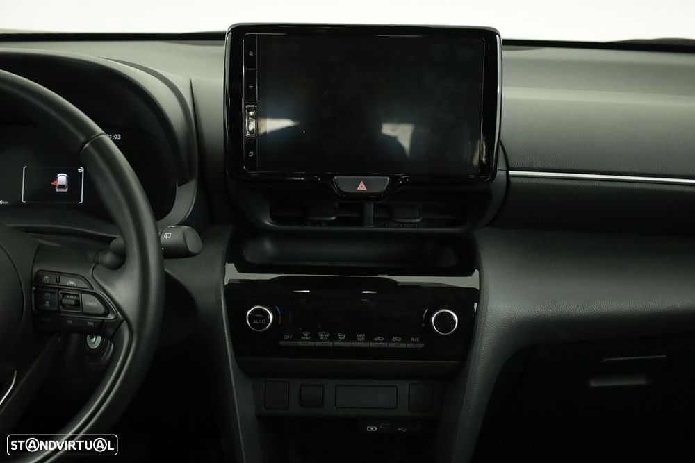 Toyota Yaris Cross 1.5 HDF Comfort - 8