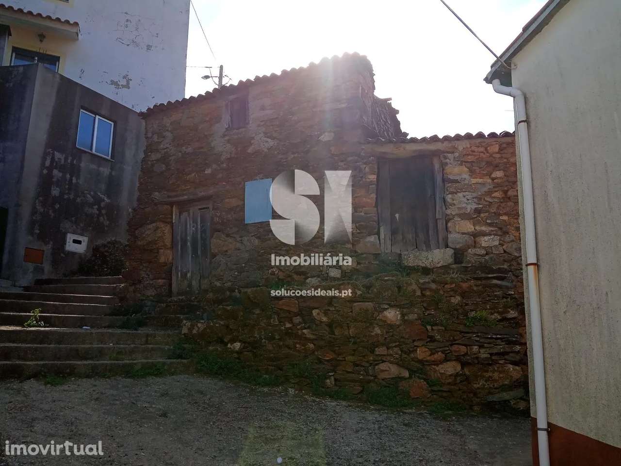 Moradia para Restaurar T2 - Grande imagem: 3/15