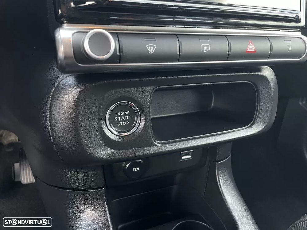 Citroën C3 1.2 PureTech Shine - 27