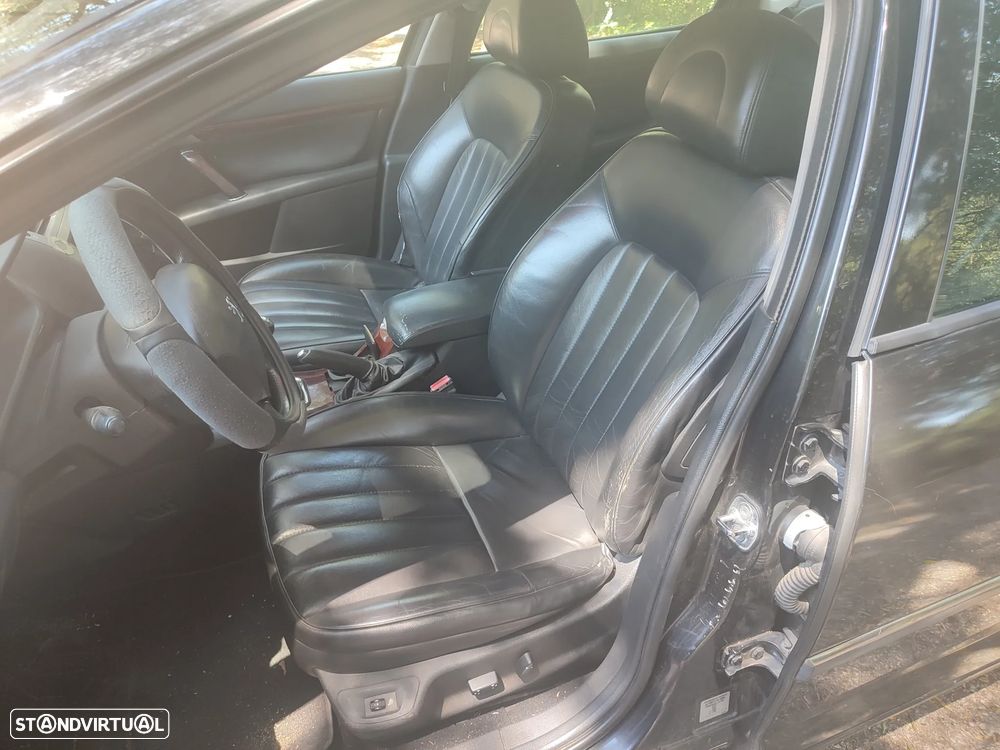 Peugeot 407 SW 1.6 HDi Executive FAP - 8