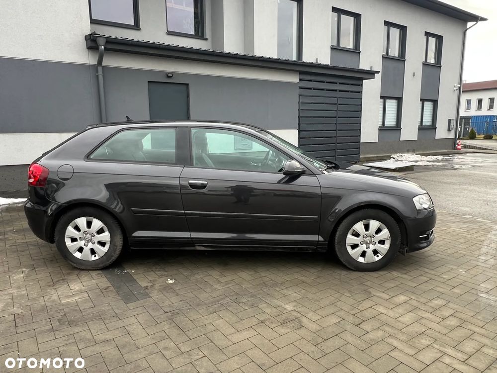 Audi A3 3-drzwiowe 1.6 TDI 99g DPF - 5