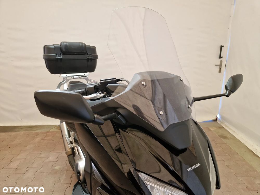 Honda NSS - 12
