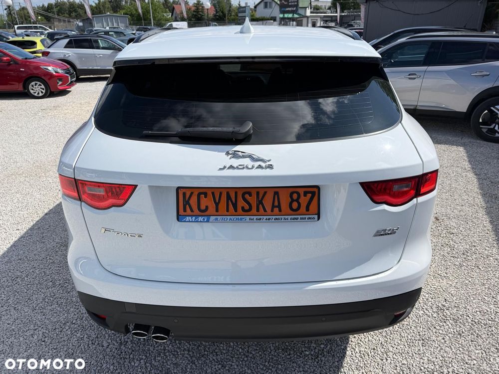 Jaguar F-Pace 20d AWD R-Sport - 7