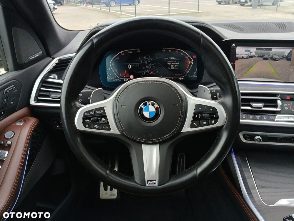 BMW X7 - 33