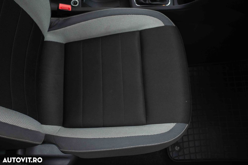 Skoda RAPID 1.0 TSI Clever - 19