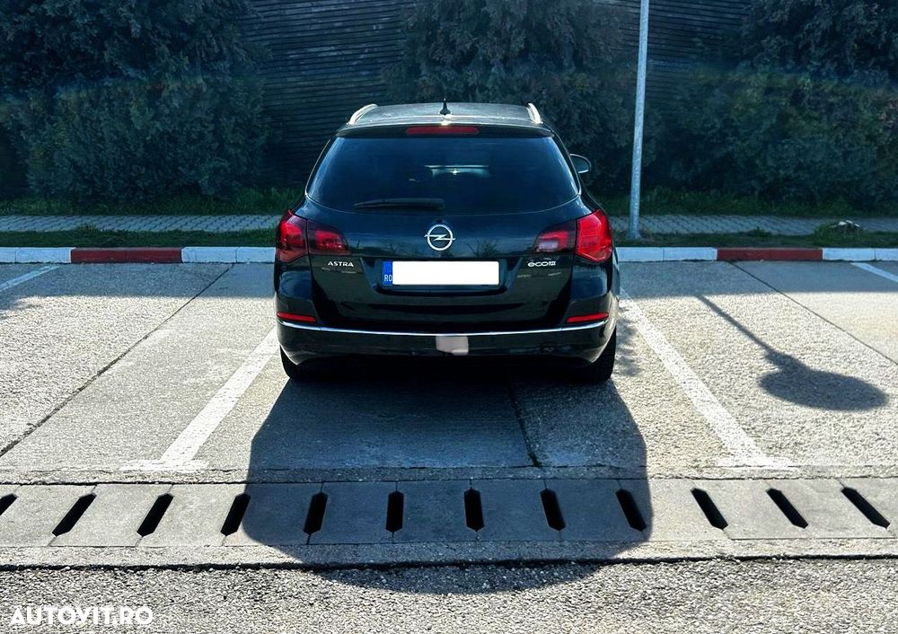 Opel Astra 1.7 CDTI Cosmo - 10