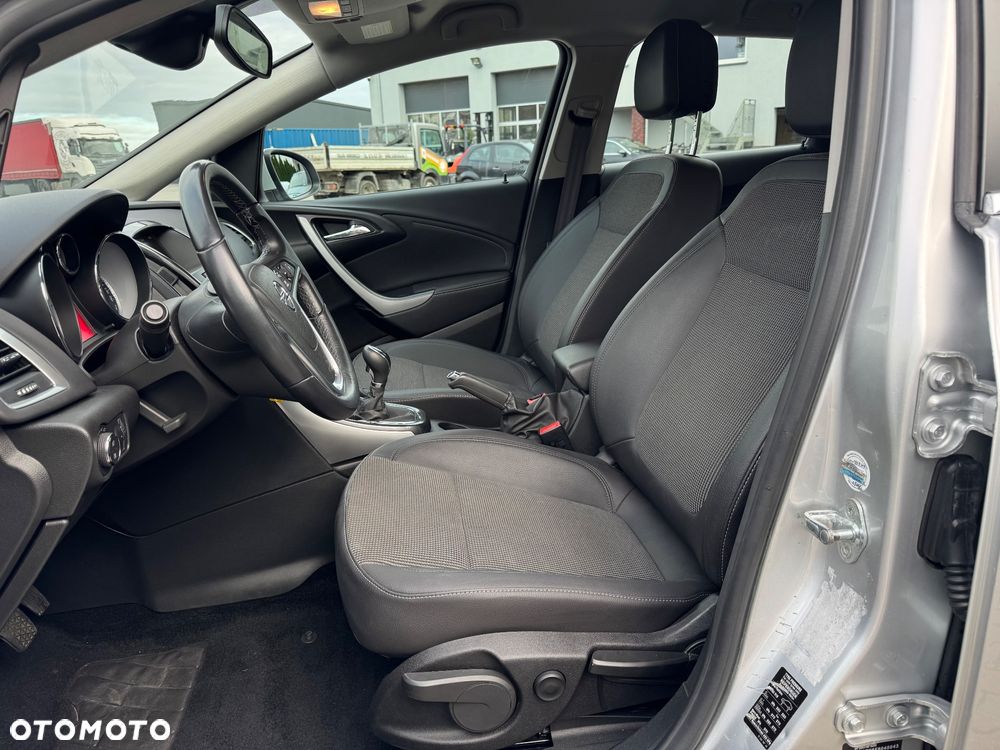 Opel Astra 1.4 Turbo Active - 10