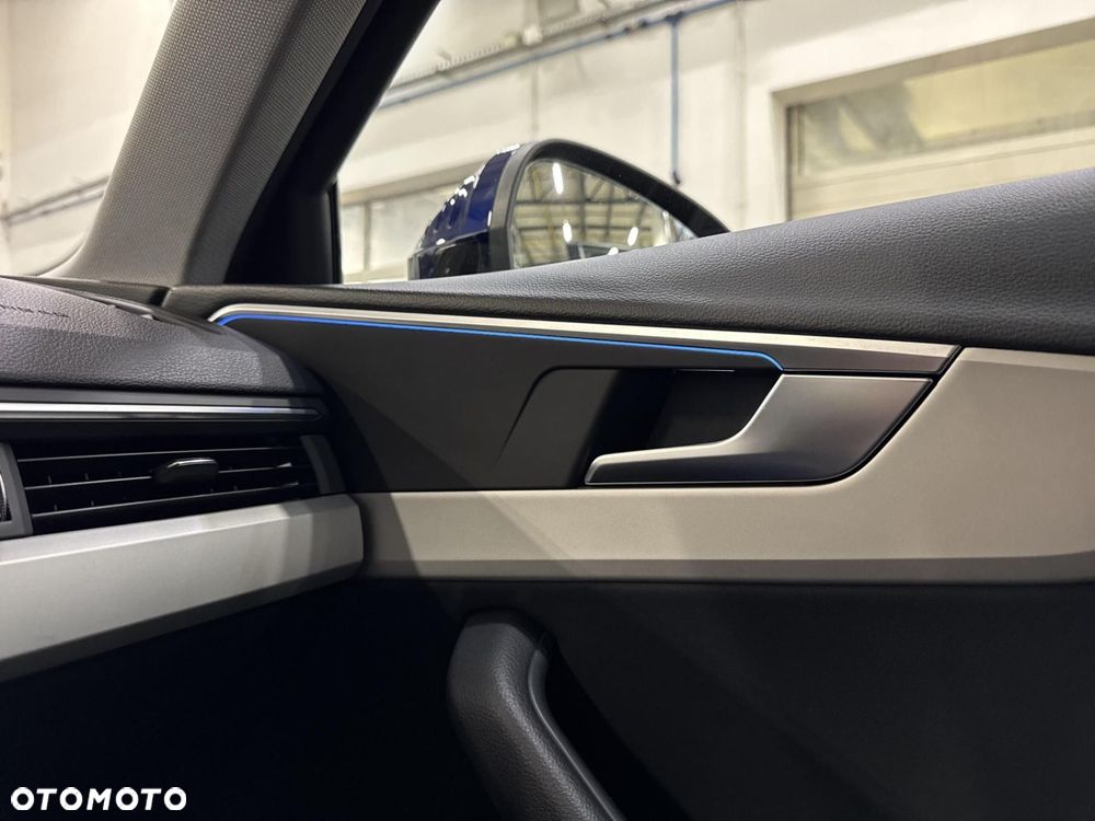 Audi A4 Limousine - 39