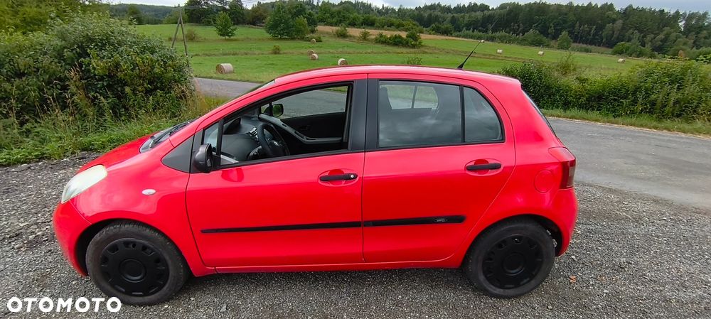 Toyota Yaris 1.3 Terra Gold - 12