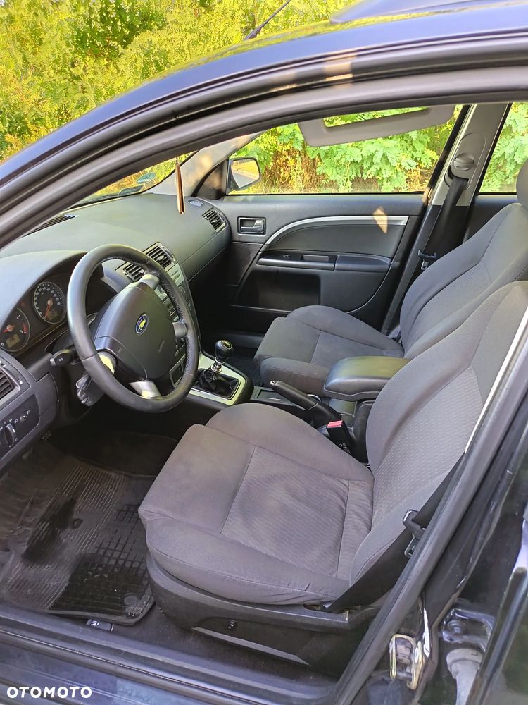Ford Mondeo 2.0 TDCI DPF Futura X - 6