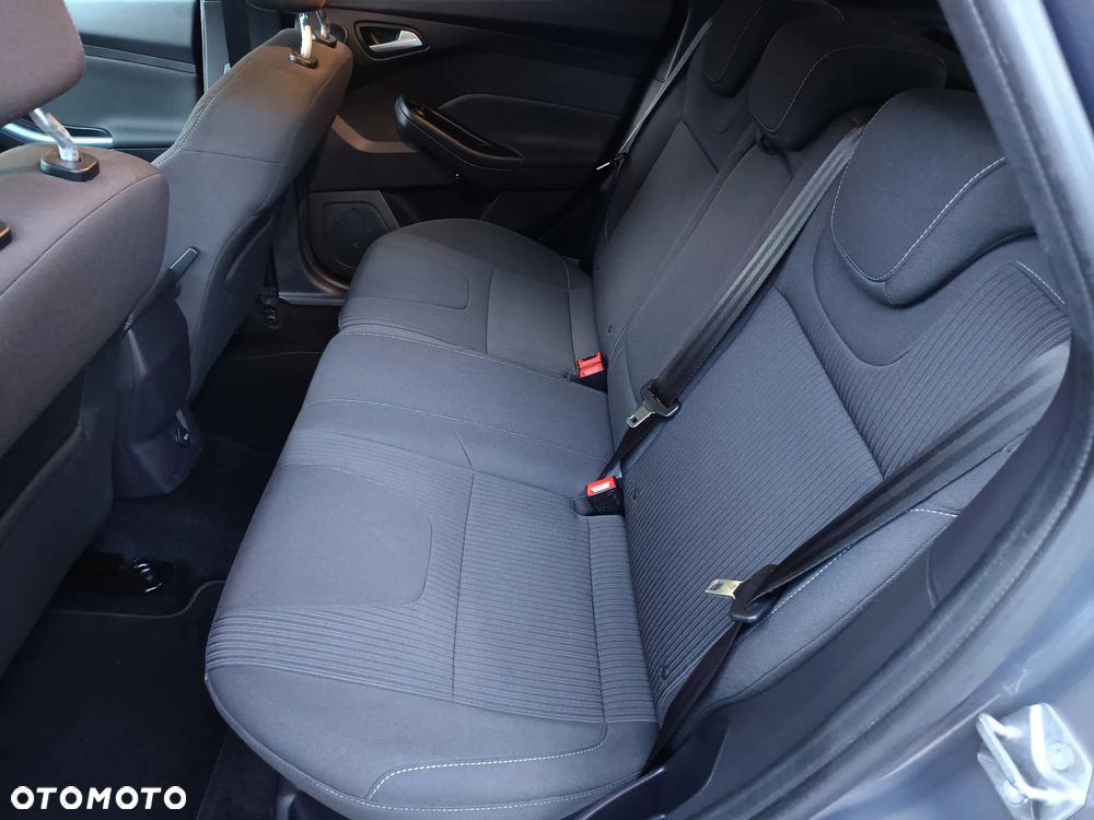 Ford Focus 1.0 EcoBoost STart-Stopp-System TITANIUM - 38