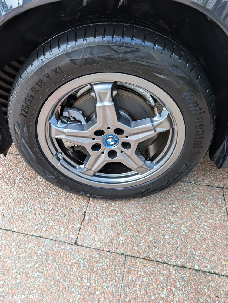 BMW iX1 xDrive30 xLine - 12