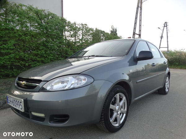 Chevrolet Lacetti 1.4 SE / Star (klm)