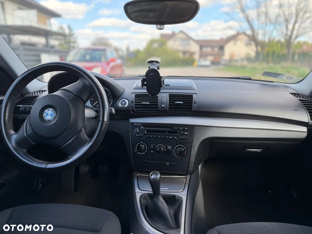 BMW Seria 1 - 10