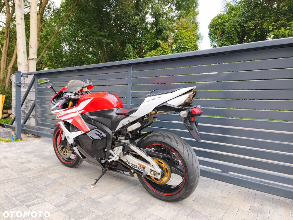 Honda CBR - 19