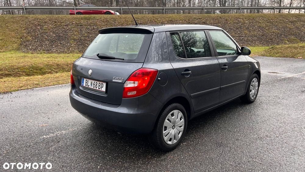 Skoda Fabia - 4