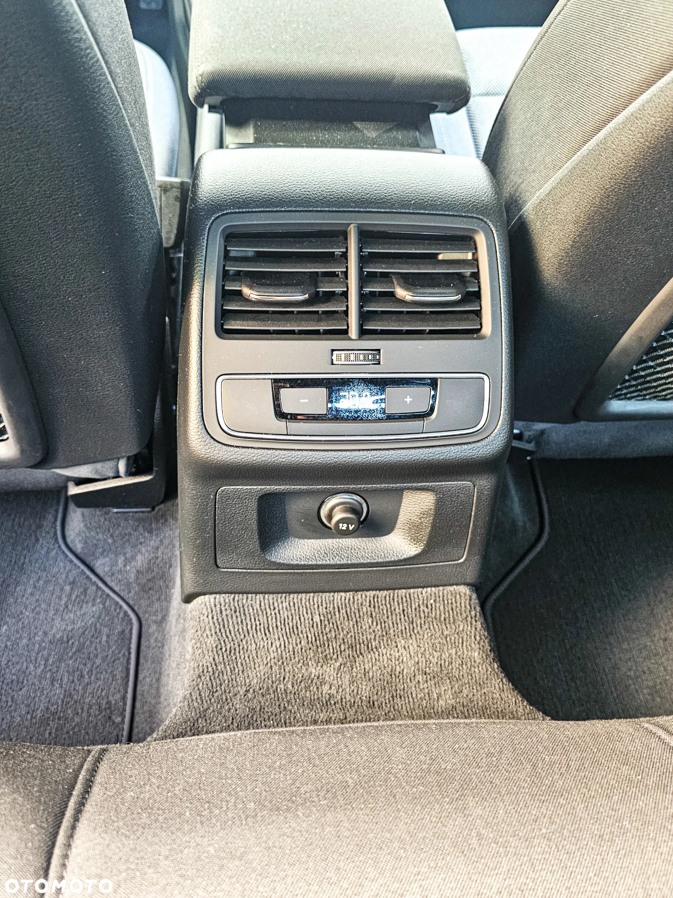 Audi A4 40 TDI quattro S tronic S line - 9