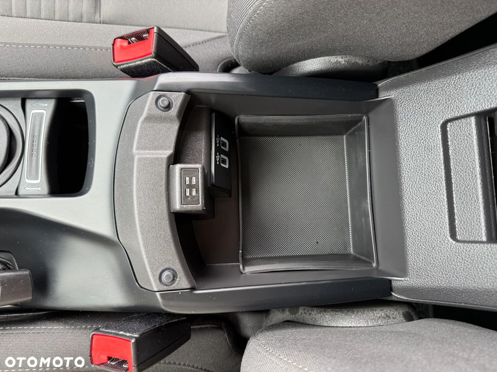 Ford C-MAX 1.0 EcoBoost Start-Stopp-System Business Edition - 23
