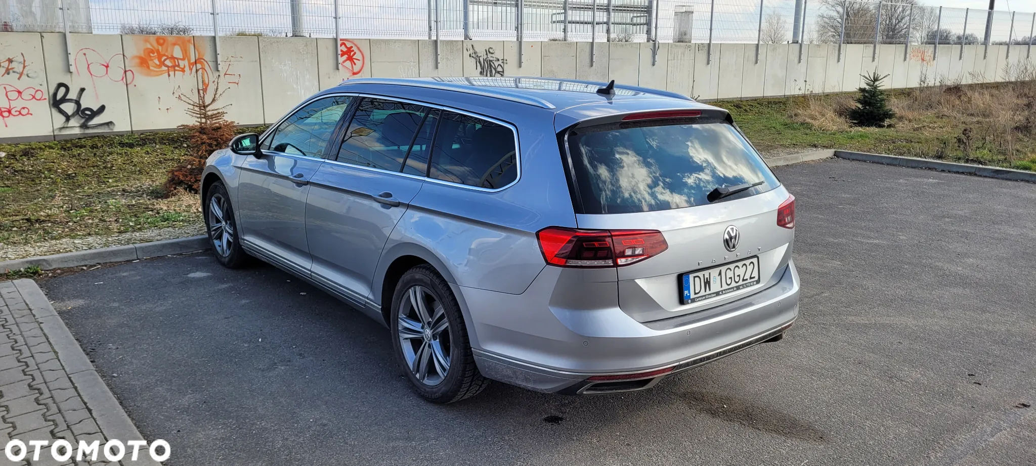 Volkswagen Passat 2.0 TSI Elegance DSG - 3