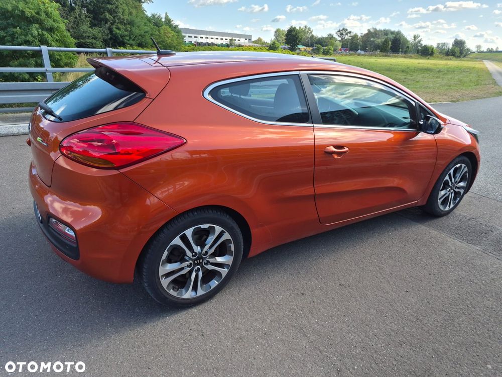 Kia Ceed 1.6 GDI Platinum Edition - 15