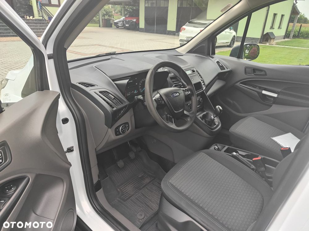 Ford Transit Connect Trend - 17