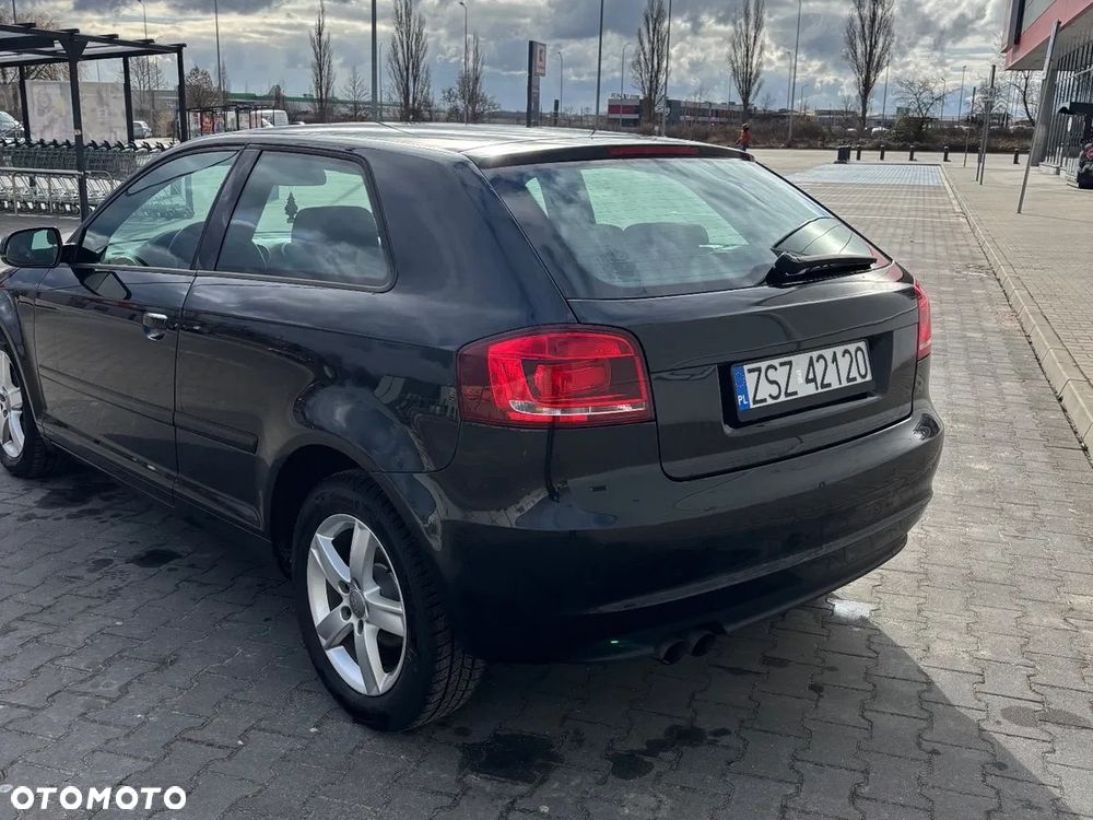 Audi A3 3-drzwiowe 1.4T FSI Ambition - 4