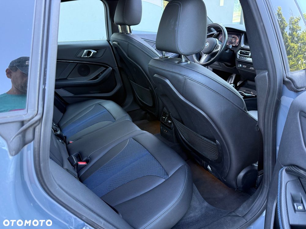 BMW Seria 2 220i M Sport - 27