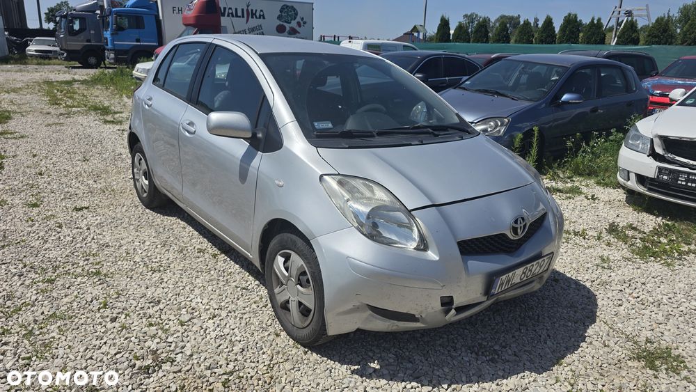 Toyota Yaris 1.0 Luna - 5