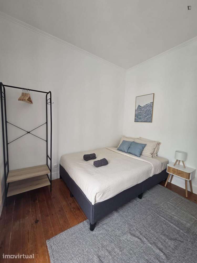 Quarto - localizado em Alameda Lisbon - Grande imagem: 5/29