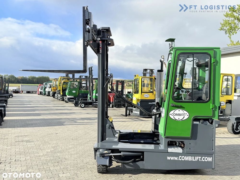 Combilift WÓZEK CZTEROKIERUNKOWY - WIELOKIERUNKOWY / C3000 / DIESEL / DUPLEX 4200MM / WOLNY SKOK / SZEROKI POZYCJONER WIDEŁ / PEŁNA KABINA / STAN IDEALNY / Szeroka oferta wózków czterokierunkowych i bocznych, dopasowanych do różnorodnych potrzeb i zastosowań - 24