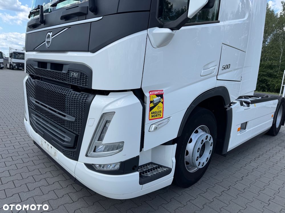 Volvo FM FH 500 Euro6 Full Led z kurierki Import France - 14