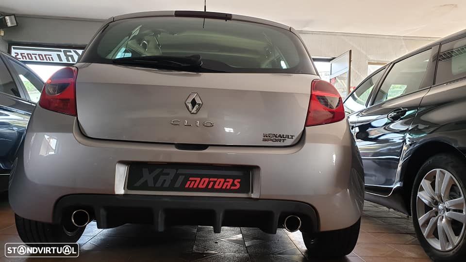 Renault Clio 2.0 16V Sport - 3