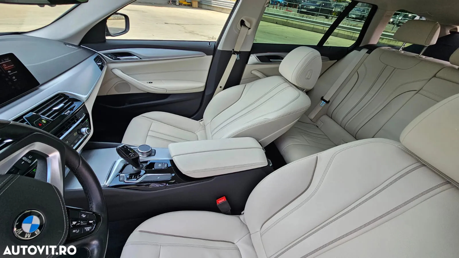 BMW Seria 5 520d AT MHEV - 27