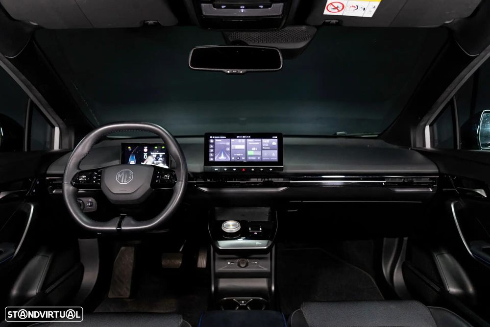 MG MG4 64 kWh Luxury - 16