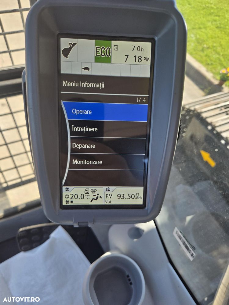 Hitachi ZX220, 22tone, 2026, 7ore, cupa 1,3mc, adancime sapare 7m, latime 2,99m, inst picon pe brate, Aer cond, computer in lb romana, produs in JAPONIA, posibilitate leasing 5 ani, garanti 1 an-PROMOTIE 109.900 EUR+Tva - 28
