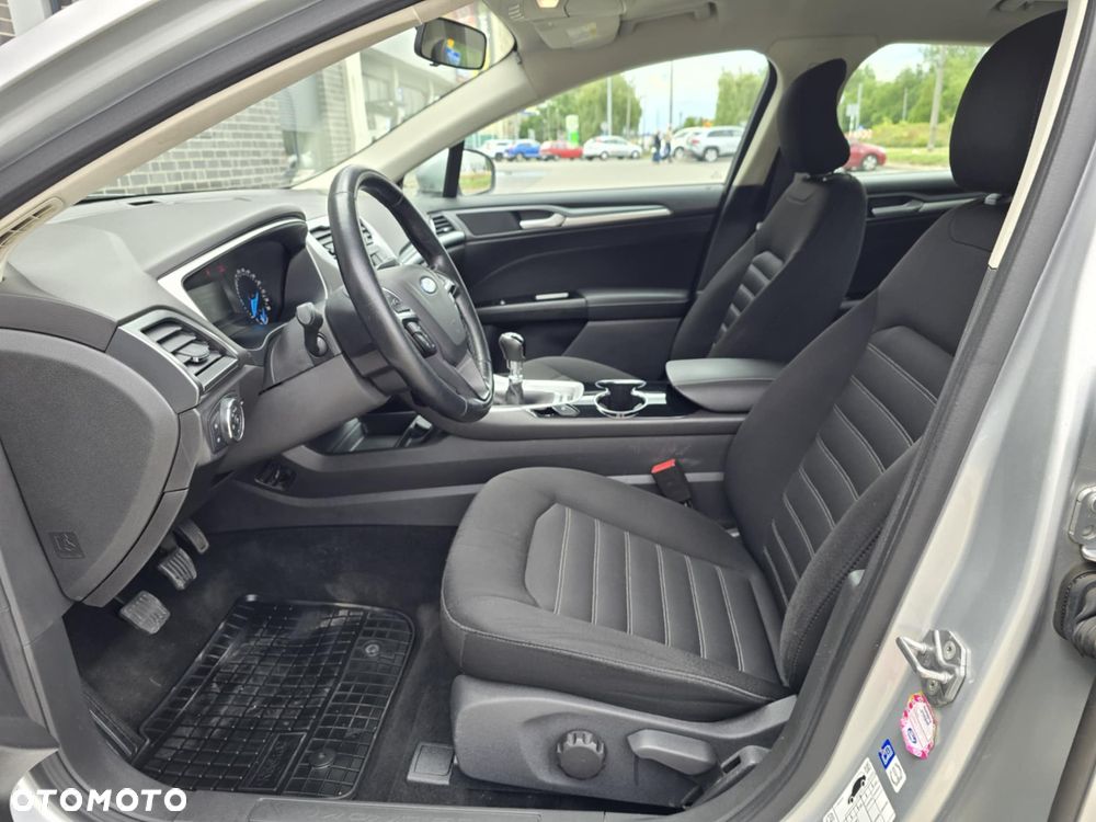 Ford Mondeo 2.0 TDCi Ambiente - 19