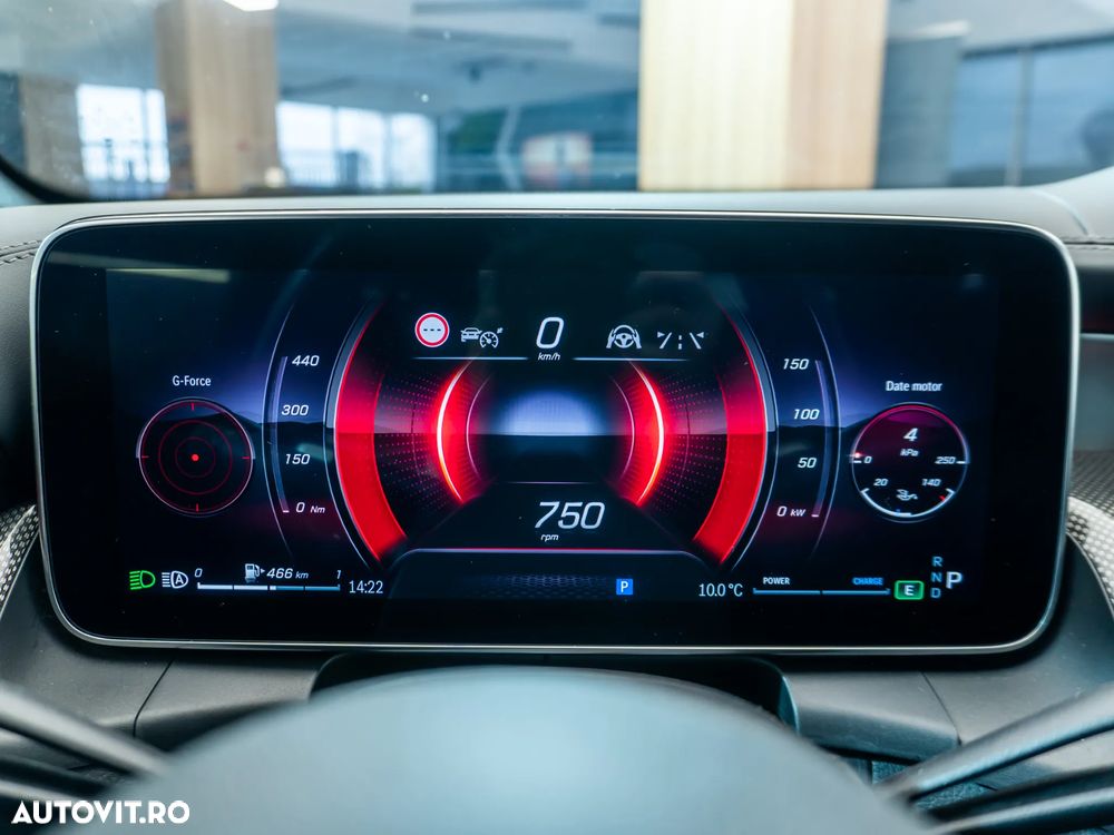 Mercedes-Benz GLC - 36